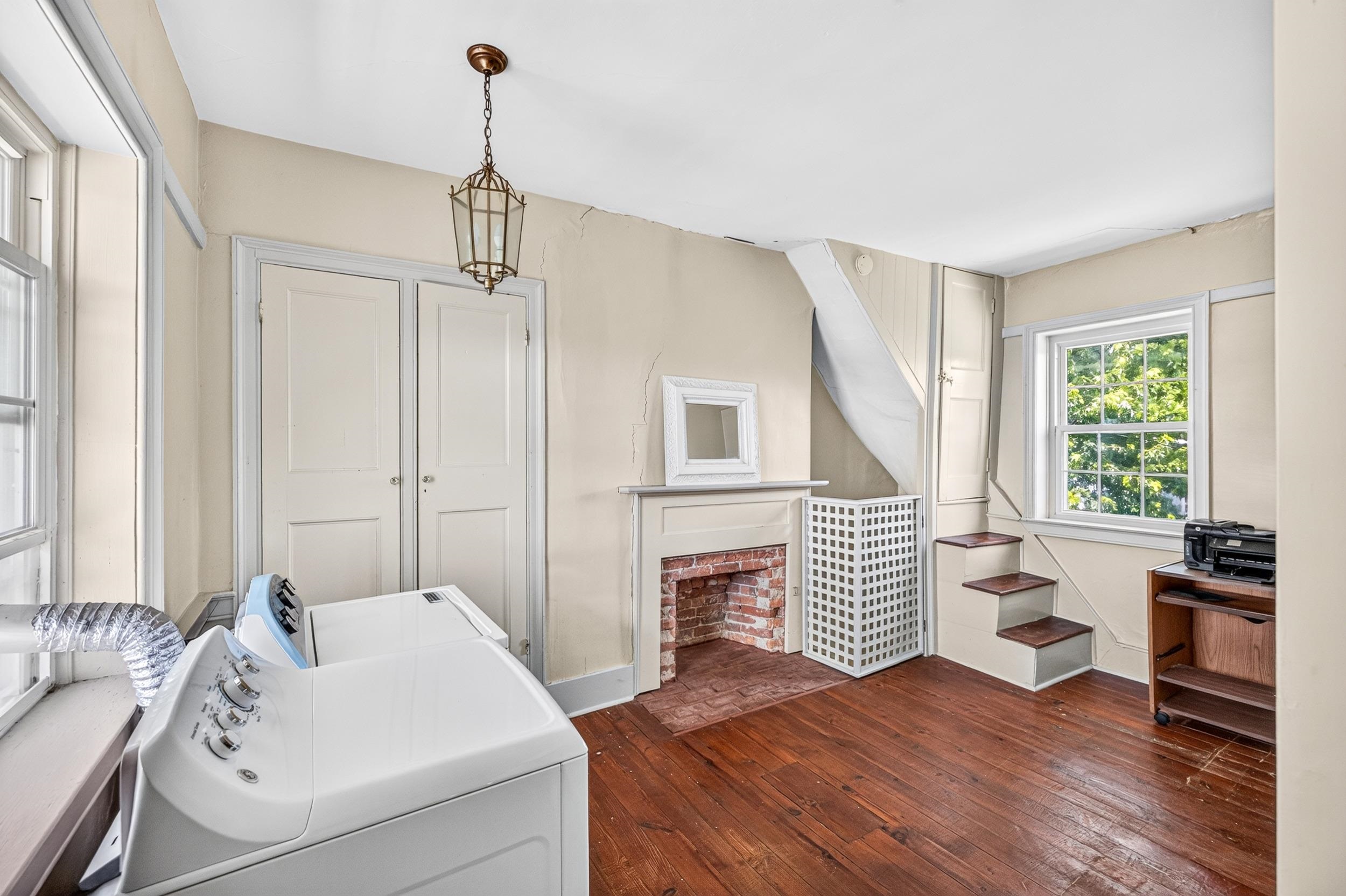 24033 OLD VALLEY PIKE, MAURERTOWN, Virginia 22644, 3 Bedrooms Bedrooms, ,2 BathroomsBathrooms,Residential,24033 OLD VALLEY PIKE,678927 MLS # 678927