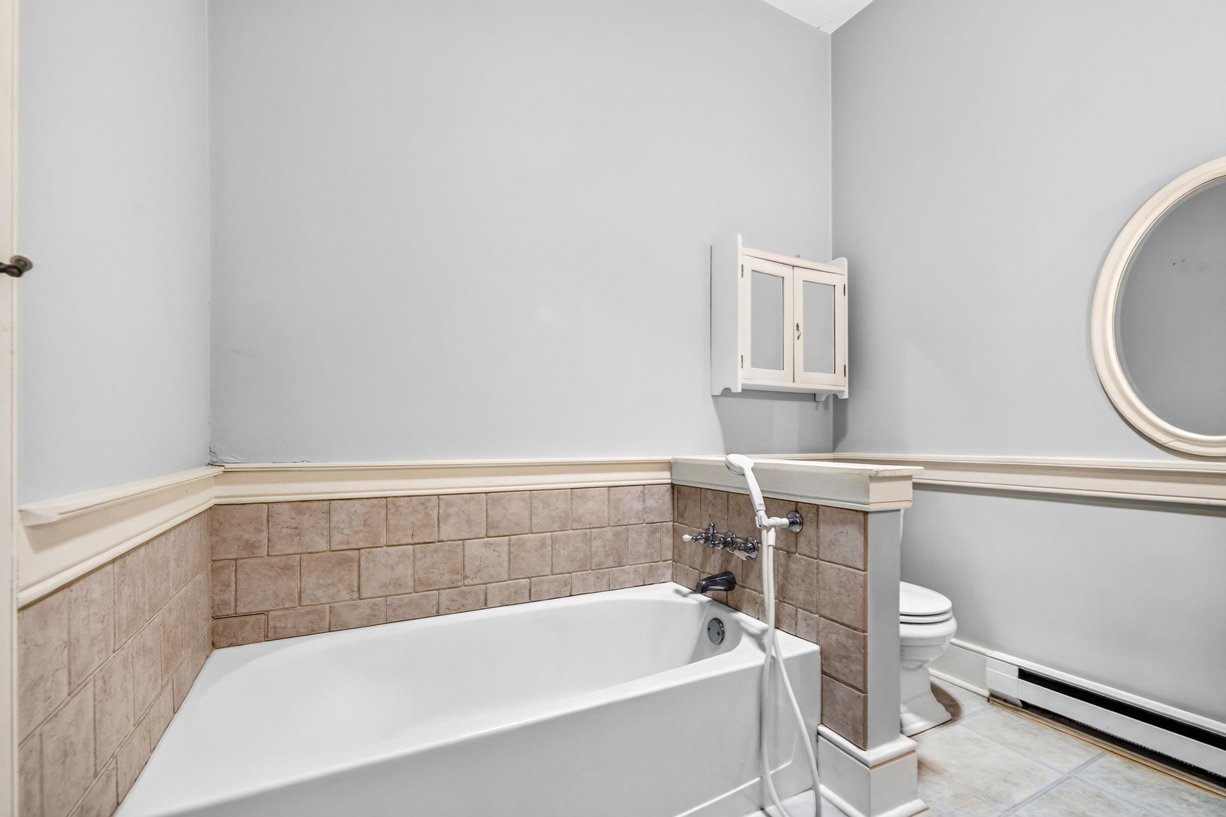 24033 OLD VALLEY PIKE, MAURERTOWN, Virginia 22644, 3 Bedrooms Bedrooms, ,2 BathroomsBathrooms,Residential,24033 OLD VALLEY PIKE,678927 MLS # 678927
