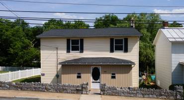 3508 N MAIN ST, TOMS BROOK, Virginia 22660, 4 Bedrooms Bedrooms, ,2 BathroomsBathrooms,Residential,3508 N MAIN ST,678928 MLS # 678928