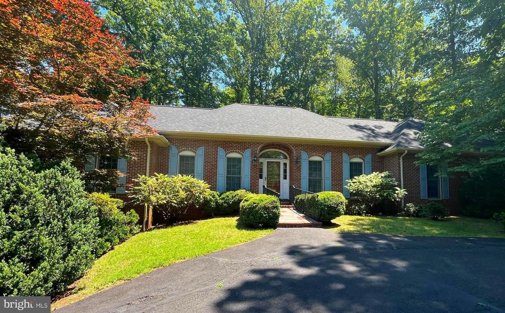 201 GREEN ST, LOCUST GROVE, Virginia 22508, 4 Bedrooms Bedrooms, ,3 BathroomsBathrooms,Residential,201 GREEN ST,VAOR2014502 MLS # VAOR2014502