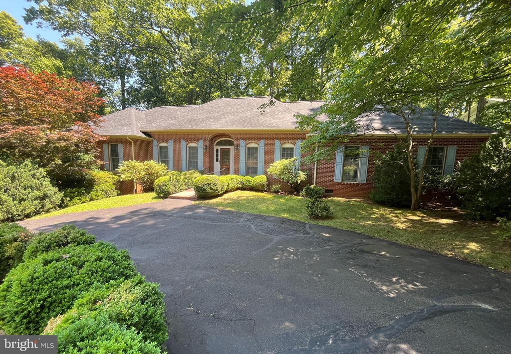 201 GREEN ST, LOCUST GROVE, Virginia 22508, 4 Bedrooms Bedrooms, ,3 BathroomsBathrooms,Residential,201 GREEN ST,VAOR2014502 MLS # VAOR2014502