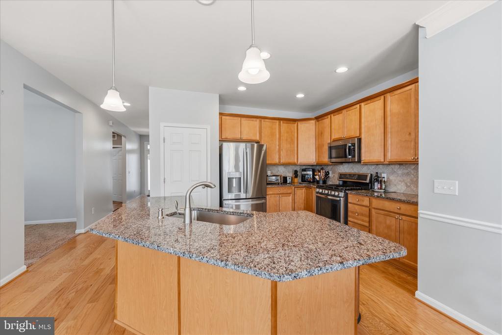 7366 TRUNDLE CT, WARRENTON, Virginia 20187, 3 Bedrooms Bedrooms, ,3 BathroomsBathrooms,Residential,7366 TRUNDLE CT,VAFQ2022652 MLS # VAFQ2022652