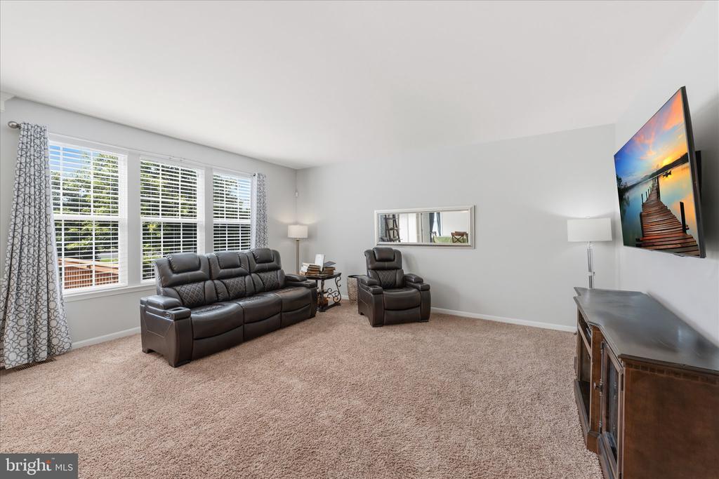 7366 TRUNDLE CT, WARRENTON, Virginia 20187, 3 Bedrooms Bedrooms, ,3 BathroomsBathrooms,Residential,7366 TRUNDLE CT,VAFQ2022652 MLS # VAFQ2022652