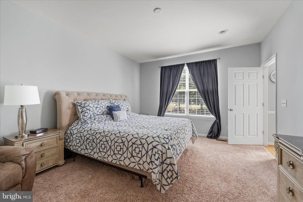 7366 TRUNDLE CT, WARRENTON, Virginia 20187, 3 Bedrooms Bedrooms, ,3 BathroomsBathrooms,Residential,7366 TRUNDLE CT,VAFQ2022652 MLS # VAFQ2022652