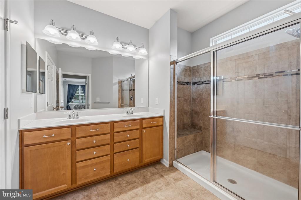 7366 TRUNDLE CT, WARRENTON, Virginia 20187, 3 Bedrooms Bedrooms, ,3 BathroomsBathrooms,Residential,7366 TRUNDLE CT,VAFQ2022652 MLS # VAFQ2022652