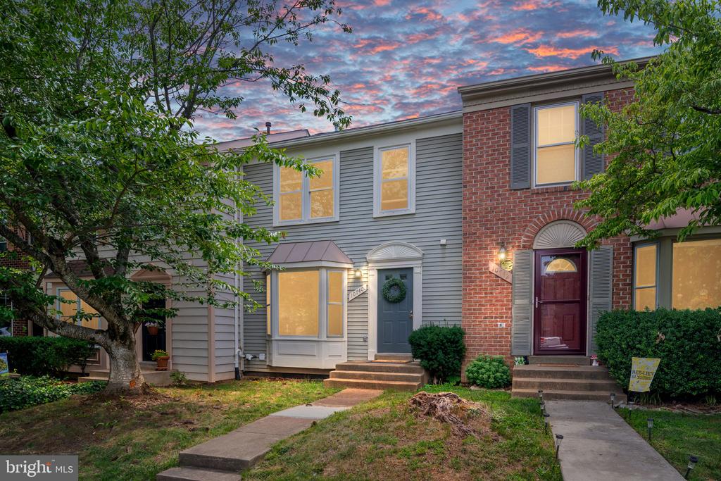 10740 BRICE CT, FREDERICKSBURG, Virginia 22407, 4 Bedrooms Bedrooms, ,3 BathroomsBathrooms,Residential,BALLANTRAYE,10740 BRICE CT,VASP2043262 MLS # VASP2043262