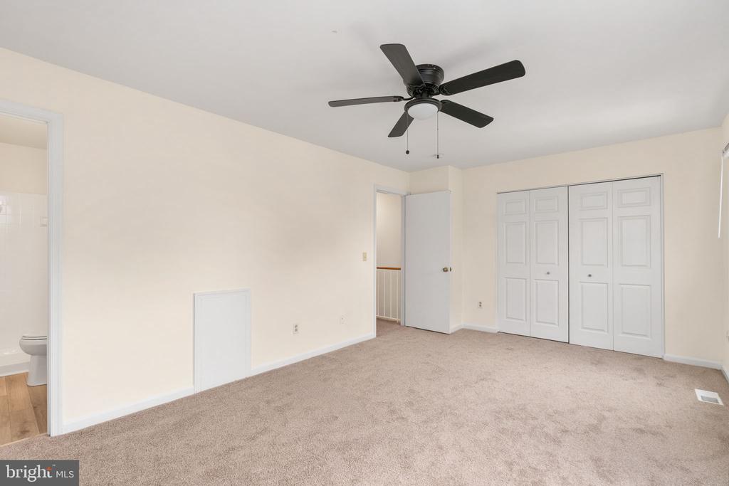 10740 BRICE CT, FREDERICKSBURG, Virginia 22407, 4 Bedrooms Bedrooms, ,3 BathroomsBathrooms,Residential,BALLANTRAYE,10740 BRICE CT,VASP2043262 MLS # VASP2043262