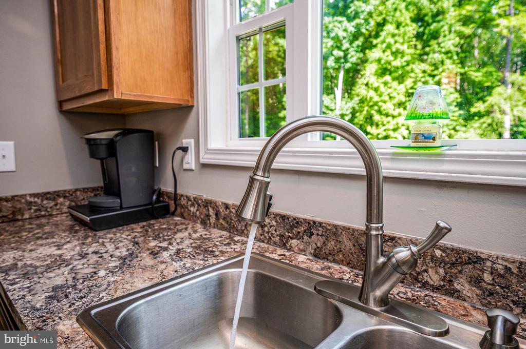 7324 RED FEATHER LN, SPOTSYLVANIA, Virginia 22551, 4 Bedrooms Bedrooms, ,2 BathroomsBathrooms,Residential,7324 RED FEATHER LN,VASP2043250 MLS # VASP2043250