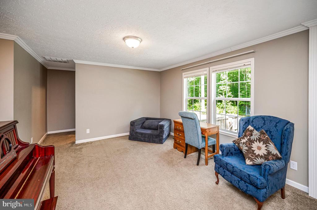 7324 RED FEATHER LN, SPOTSYLVANIA, Virginia 22551, 4 Bedrooms Bedrooms, ,2 BathroomsBathrooms,Residential,7324 RED FEATHER LN,VASP2043250 MLS # VASP2043250