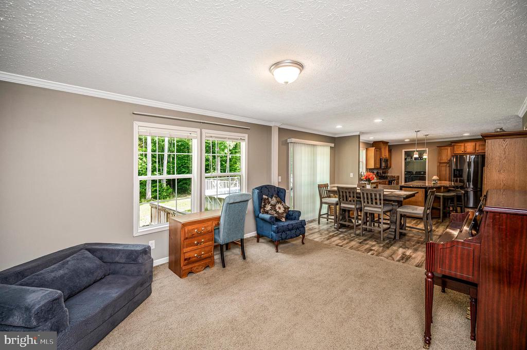7324 RED FEATHER LN, SPOTSYLVANIA, Virginia 22551, 4 Bedrooms Bedrooms, ,2 BathroomsBathrooms,Residential,7324 RED FEATHER LN,VASP2043250 MLS # VASP2043250