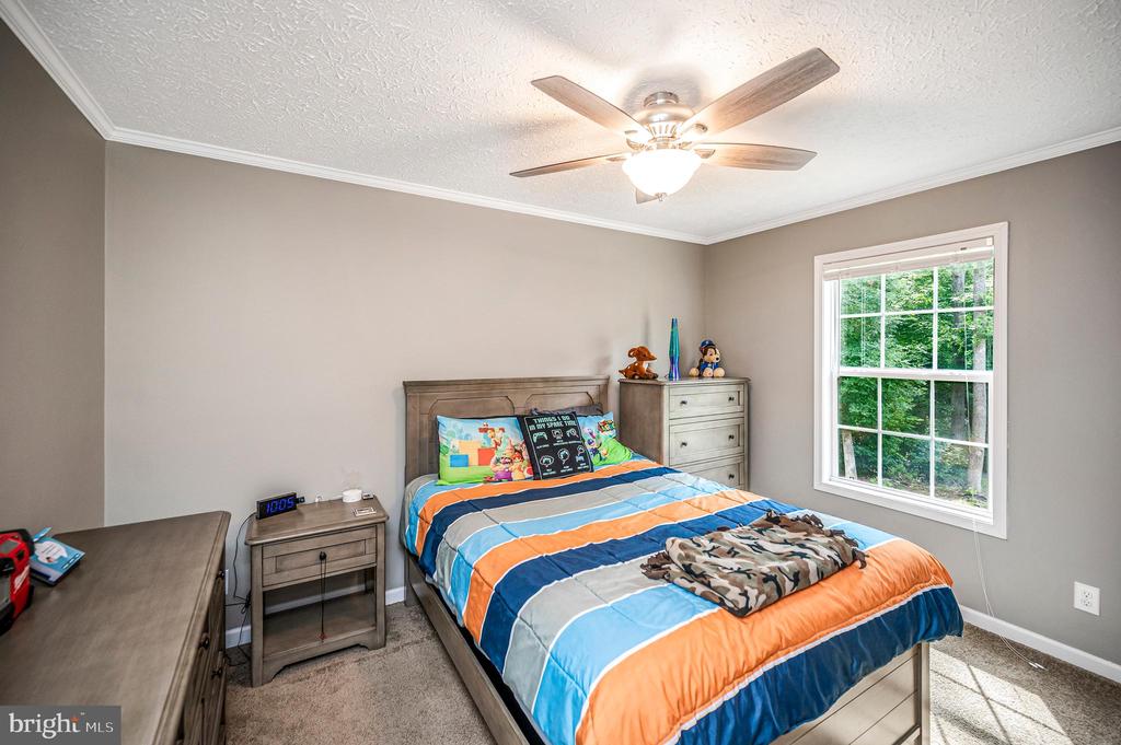 7324 RED FEATHER LN, SPOTSYLVANIA, Virginia 22551, 4 Bedrooms Bedrooms, ,2 BathroomsBathrooms,Residential,7324 RED FEATHER LN,VASP2043250 MLS # VASP2043250
