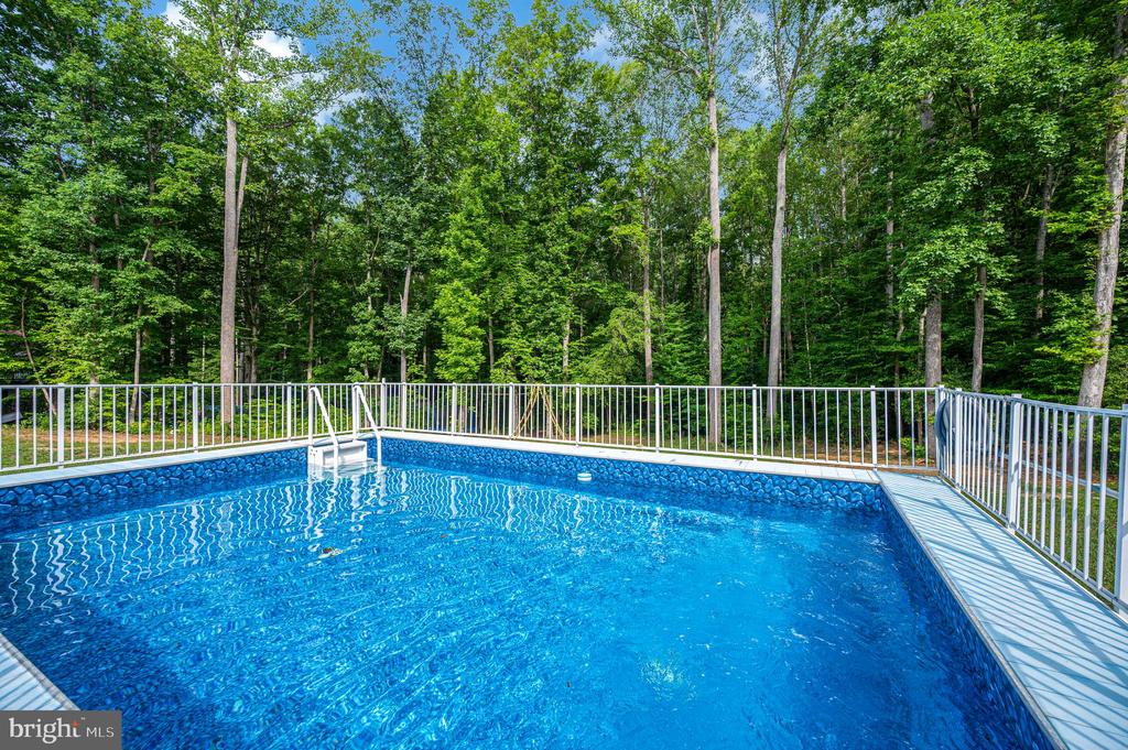 7324 RED FEATHER LN, SPOTSYLVANIA, Virginia 22551, 4 Bedrooms Bedrooms, ,2 BathroomsBathrooms,Residential,7324 RED FEATHER LN,VASP2043250 MLS # VASP2043250