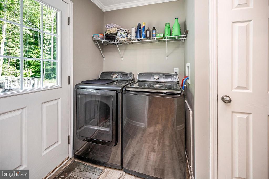 7324 RED FEATHER LN, SPOTSYLVANIA, Virginia 22551, 4 Bedrooms Bedrooms, ,2 BathroomsBathrooms,Residential,7324 RED FEATHER LN,VASP2043250 MLS # VASP2043250