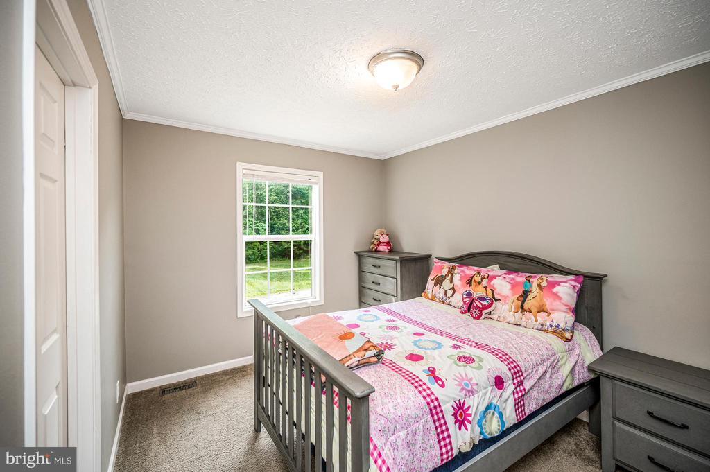 7324 RED FEATHER LN, SPOTSYLVANIA, Virginia 22551, 4 Bedrooms Bedrooms, ,2 BathroomsBathrooms,Residential,7324 RED FEATHER LN,VASP2043250 MLS # VASP2043250
