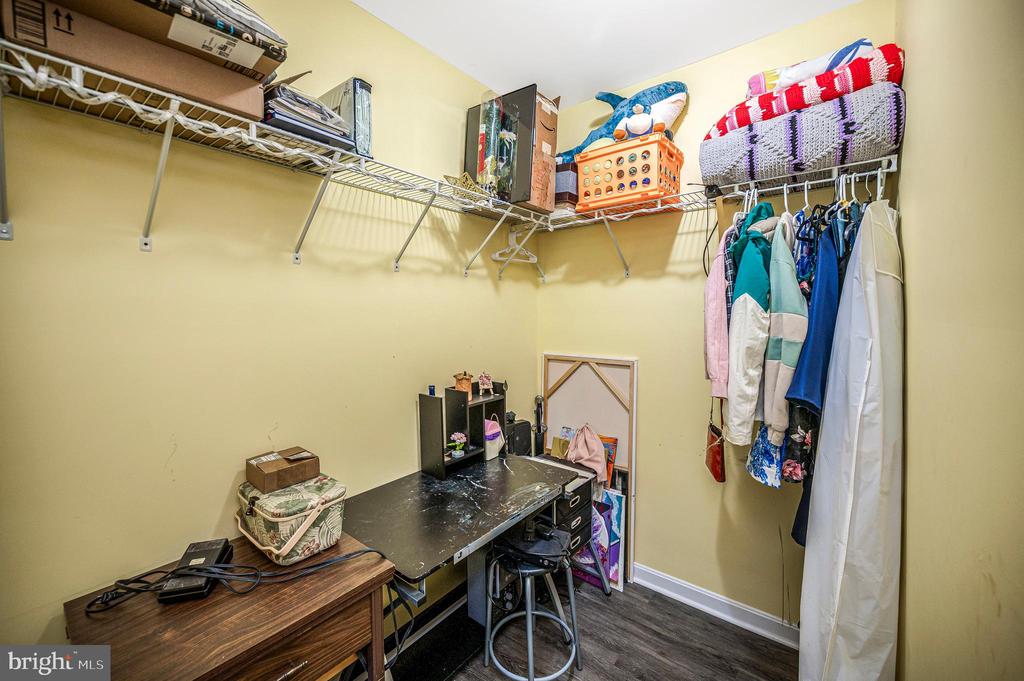 7324 RED FEATHER LN, SPOTSYLVANIA, Virginia 22551, 4 Bedrooms Bedrooms, ,2 BathroomsBathrooms,Residential,7324 RED FEATHER LN,VASP2043250 MLS # VASP2043250