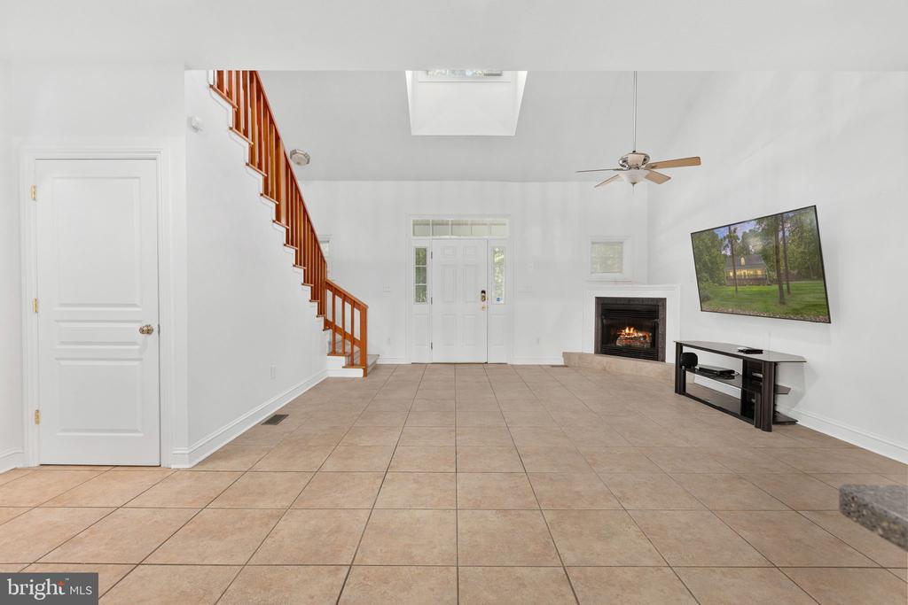 197 OAKLEIGH LN, BUMPASS, Virginia 23024, 5 Bedrooms Bedrooms, ,3 BathroomsBathrooms,Residential,197 OAKLEIGH LN,VALA2010146 MLS # VALA2010146