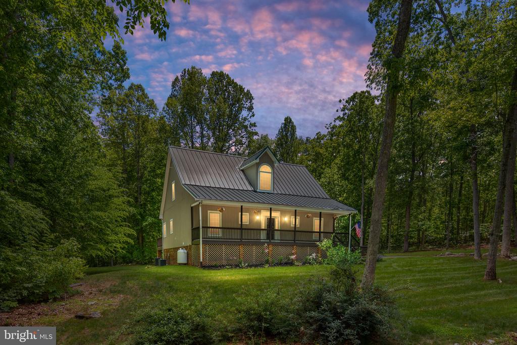 197 OAKLEIGH LN, BUMPASS, Virginia 23024, 5 Bedrooms Bedrooms, ,3 BathroomsBathrooms,Residential,197 OAKLEIGH LN,VALA2010146 MLS # VALA2010146
