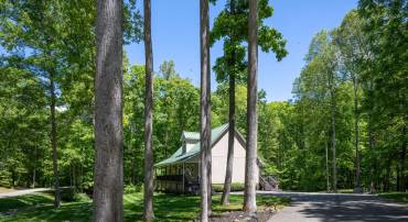197 OAKLEIGH LN, BUMPASS, Virginia 23024, 5 Bedrooms Bedrooms, ,3 BathroomsBathrooms,Residential,197 OAKLEIGH LN,VALA2010146 MLS # VALA2010146