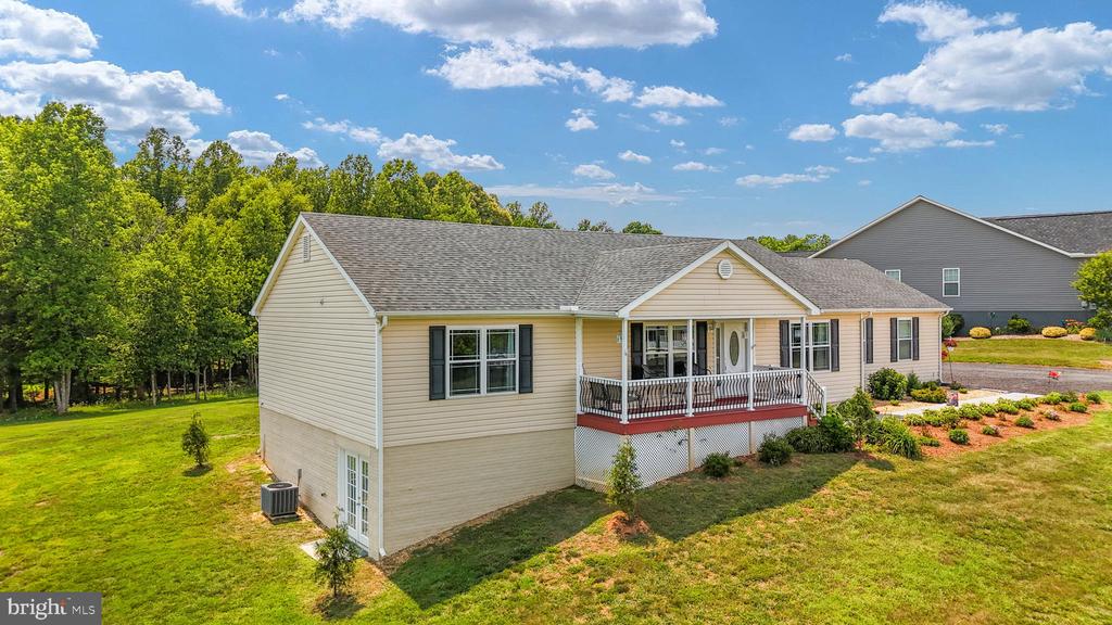 160 LANCASTER CT, LOUISA, Virginia 23093, 3 Bedrooms Bedrooms, ,2 BathroomsBathrooms,Residential,160 LANCASTER CT,VALA2010136 MLS # VALA2010136