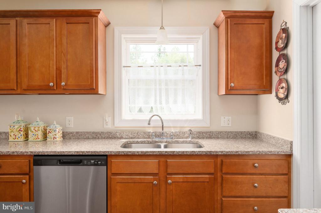 160 LANCASTER CT, LOUISA, Virginia 23093, 3 Bedrooms Bedrooms, ,2 BathroomsBathrooms,Residential,160 LANCASTER CT,VALA2010136 MLS # VALA2010136