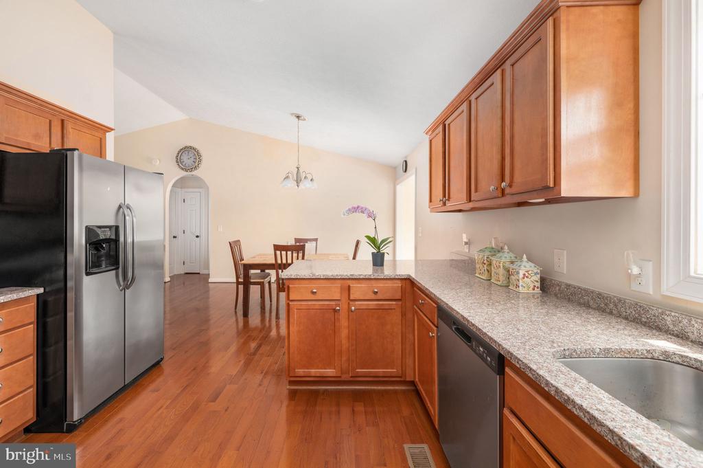 160 LANCASTER CT, LOUISA, Virginia 23093, 3 Bedrooms Bedrooms, ,2 BathroomsBathrooms,Residential,160 LANCASTER CT,VALA2010136 MLS # VALA2010136