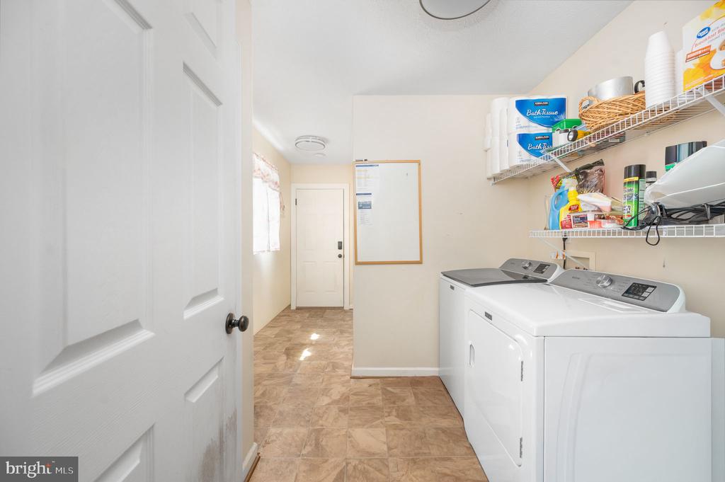 160 LANCASTER CT, LOUISA, Virginia 23093, 3 Bedrooms Bedrooms, ,2 BathroomsBathrooms,Residential,160 LANCASTER CT,VALA2010136 MLS # VALA2010136