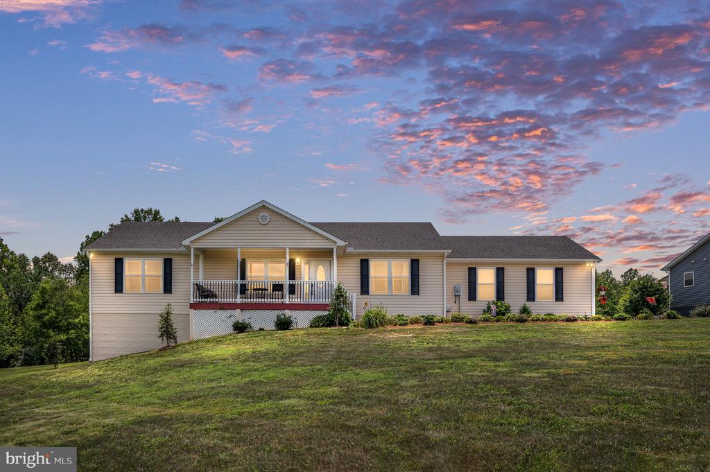 160 LANCASTER CT, LOUISA, Virginia 23093, 3 Bedrooms Bedrooms, ,2 BathroomsBathrooms,Residential,160 LANCASTER CT,VALA2010136 MLS # VALA2010136