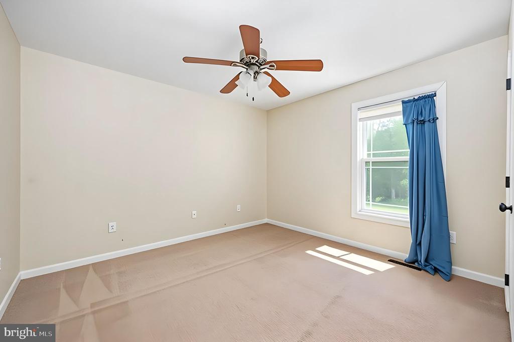160 LANCASTER CT, LOUISA, Virginia 23093, 3 Bedrooms Bedrooms, ,2 BathroomsBathrooms,Residential,160 LANCASTER CT,VALA2010136 MLS # VALA2010136