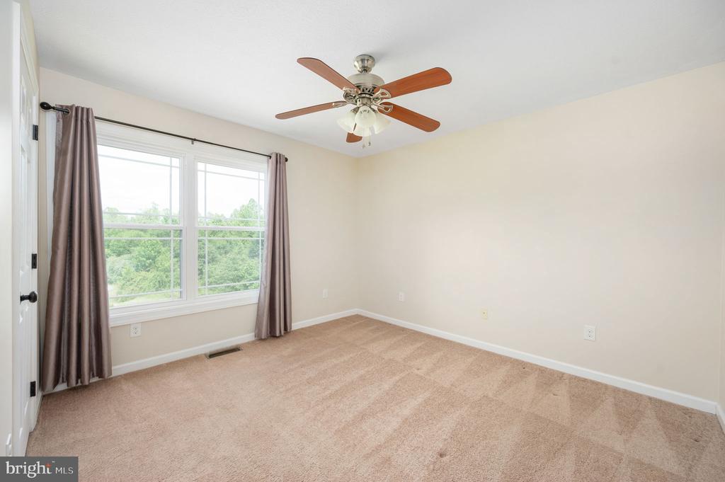 160 LANCASTER CT, LOUISA, Virginia 23093, 3 Bedrooms Bedrooms, ,2 BathroomsBathrooms,Residential,160 LANCASTER CT,VALA2010136 MLS # VALA2010136