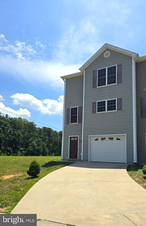 35142 SABA PL, LOCUST GROVE, Virginia 22508, 4 Bedrooms Bedrooms, ,3 BathroomsBathrooms,Residential,35142 SABA PL,VAOR2014574 MLS # VAOR2014574