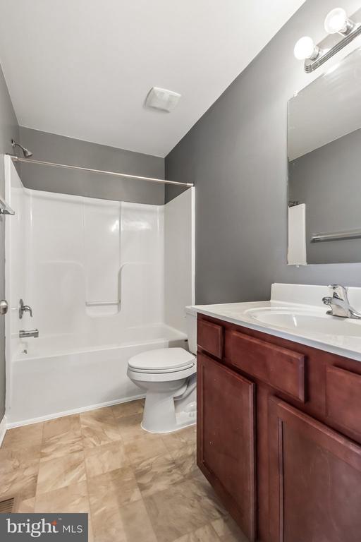 35142 SABA PL, LOCUST GROVE, Virginia 22508, 4 Bedrooms Bedrooms, ,3 BathroomsBathrooms,Residential,35142 SABA PL,VAOR2014574 MLS # VAOR2014574