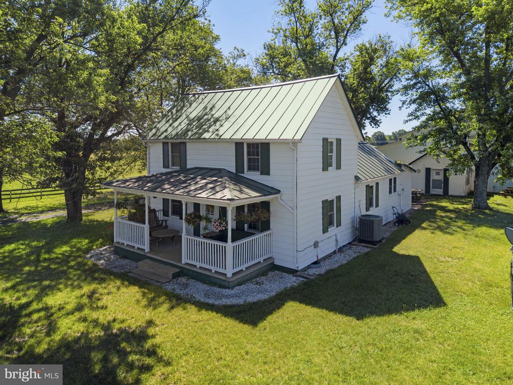 18030 BEL PRE RD, CULPEPER, Virginia 22701, 3 Bedrooms Bedrooms, ,2 BathroomsBathrooms,Residential,18030 BEL PRE RD,VACU2014104 MLS # VACU2014104