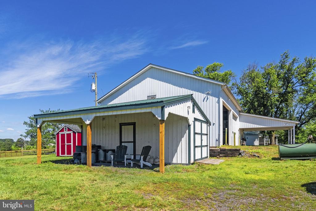 18030 BEL PRE RD, CULPEPER, Virginia 22701, 3 Bedrooms Bedrooms, ,2 BathroomsBathrooms,Residential,18030 BEL PRE RD,VACU2014104 MLS # VACU2014104