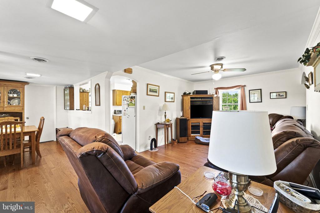 18030 BEL PRE RD, CULPEPER, Virginia 22701, 3 Bedrooms Bedrooms, ,2 BathroomsBathrooms,Residential,18030 BEL PRE RD,VACU2014218 MLS # VACU2014218