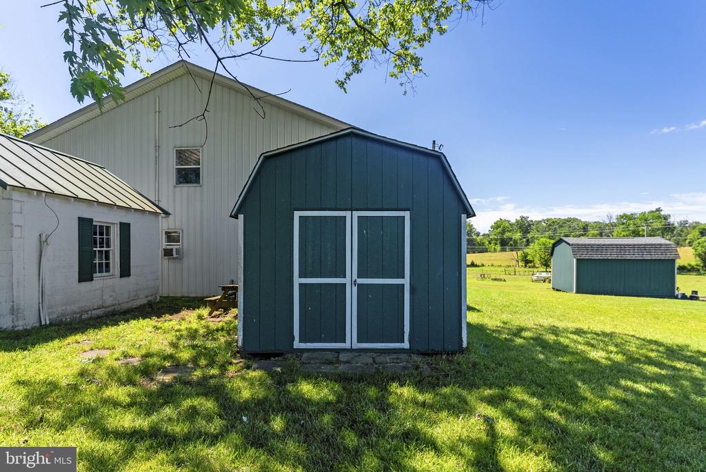 18030 BEL PRE RD, CULPEPER, Virginia 22701, 3 Bedrooms Bedrooms, ,2 BathroomsBathrooms,Residential,18030 BEL PRE RD,VACU2014218 MLS # VACU2014218