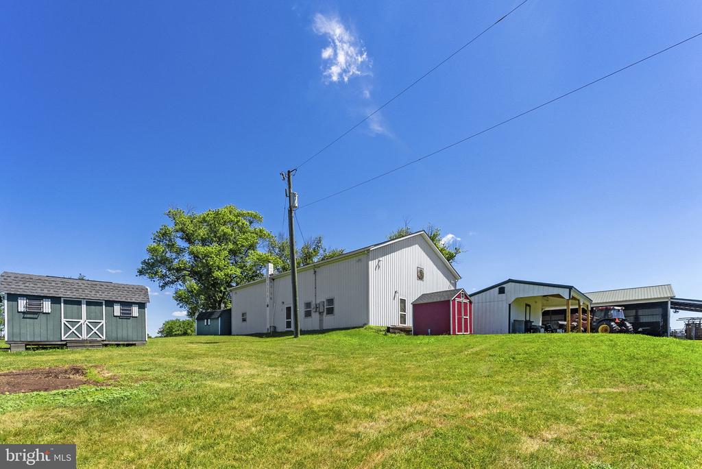 18030 BEL PRE RD, CULPEPER, Virginia 22701, 3 Bedrooms Bedrooms, ,2 BathroomsBathrooms,Residential,18030 BEL PRE RD,VACU2014218 MLS # VACU2014218