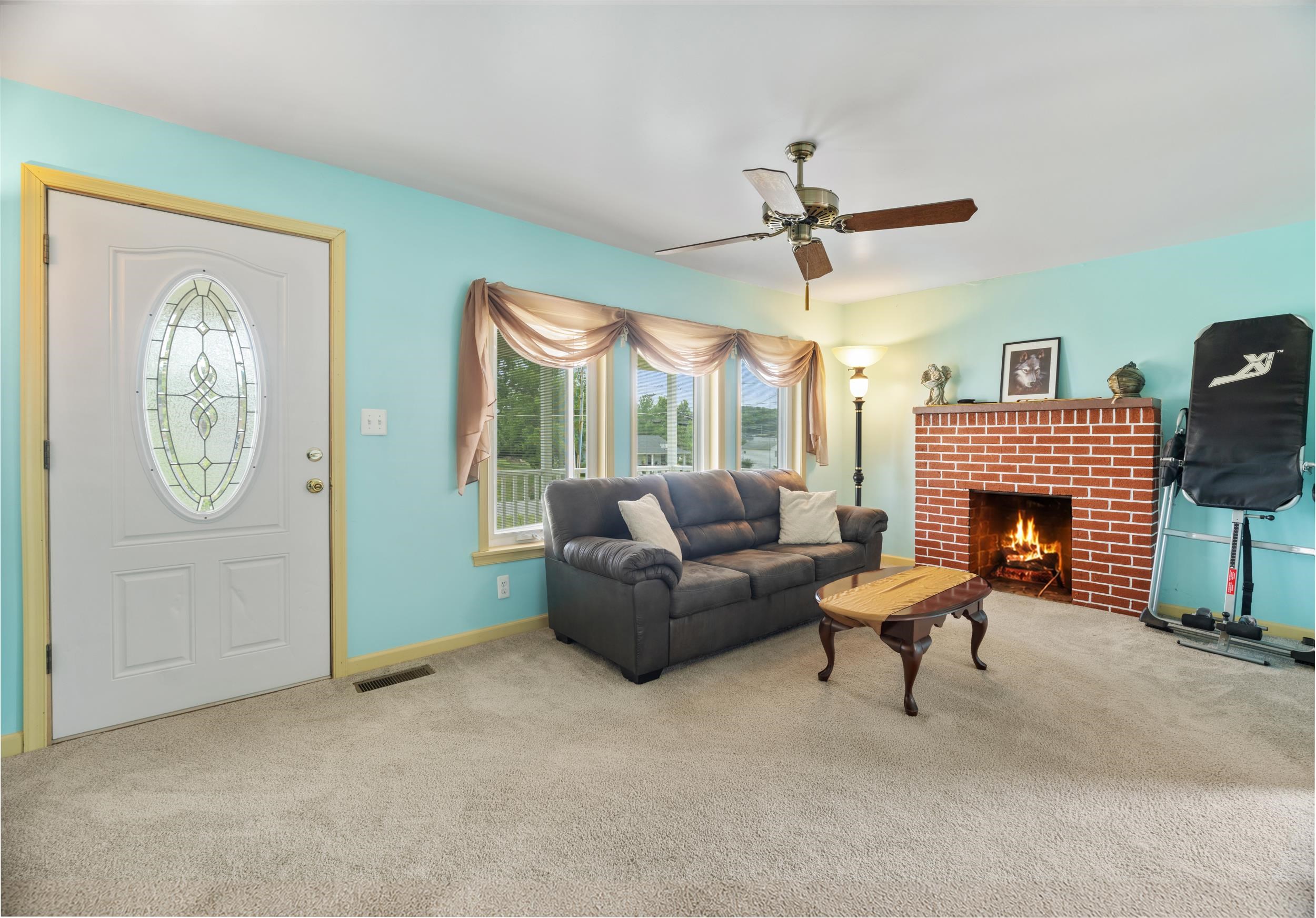 403 BETSY BELL RD, STAUNTON, Virginia 24401, 4 Bedrooms Bedrooms, ,2 BathroomsBathrooms,Residential,403 BETSY BELL RD,678933 MLS # 678933