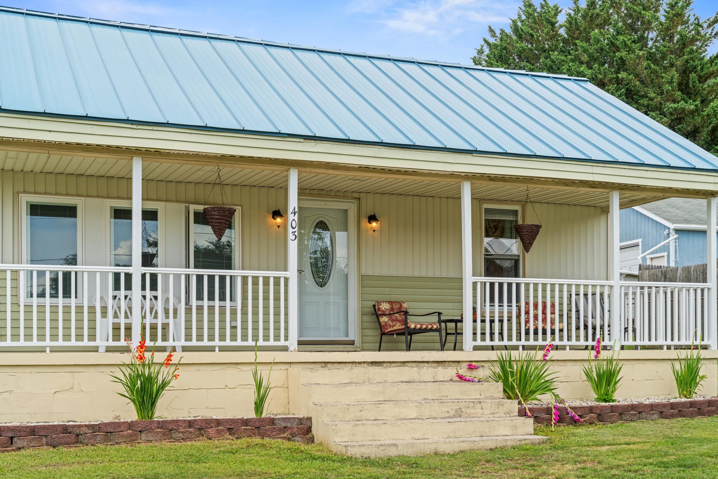 403 BETSY BELL RD, STAUNTON, Virginia 24401, 4 Bedrooms Bedrooms, ,2 BathroomsBathrooms,Residential,403 BETSY BELL RD,678933 MLS # 678933