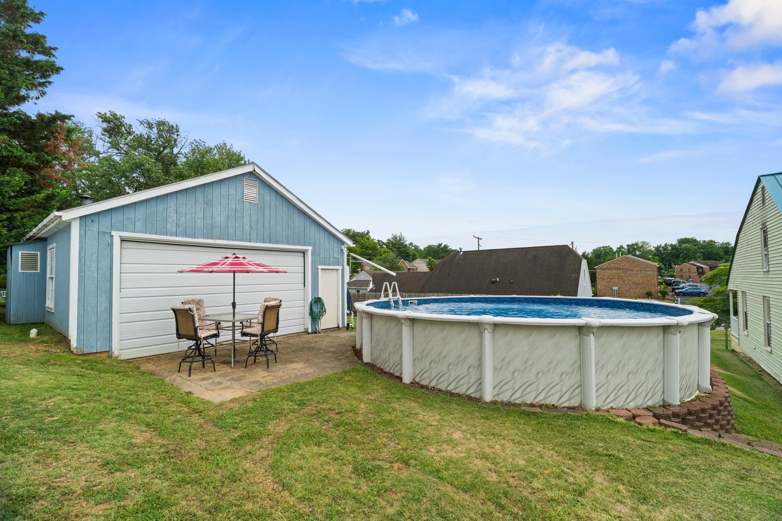 403 BETSY BELL RD, STAUNTON, Virginia 24401, 4 Bedrooms Bedrooms, ,2 BathroomsBathrooms,Residential,403 BETSY BELL RD,678933 MLS # 678933