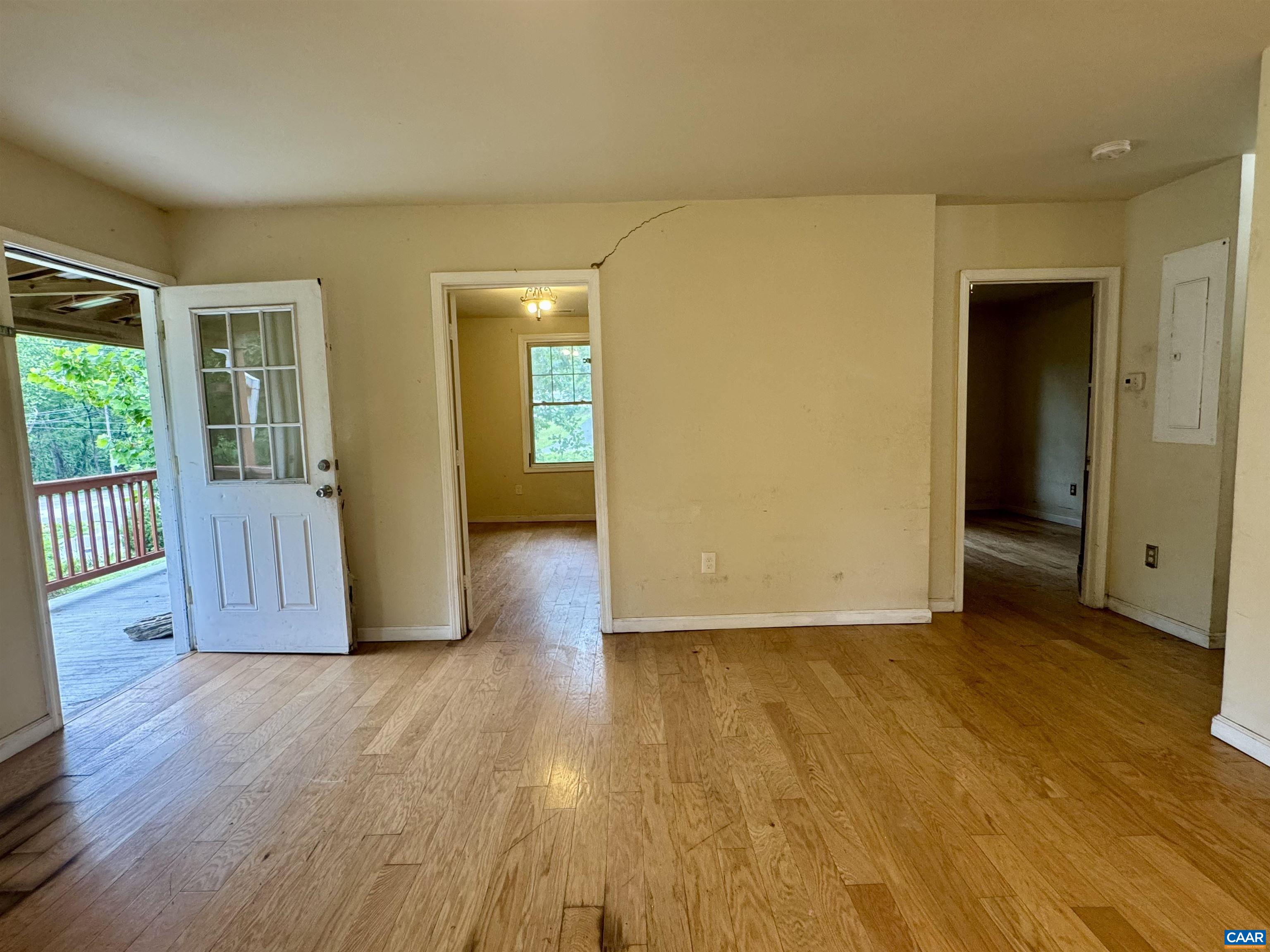 1924 E MAIN ST, WAYNESBORO, Virginia 22980, 3 Bedrooms Bedrooms, ,2 BathroomsBathrooms,Residential,1924 E MAIN ST,678934 MLS # 678934