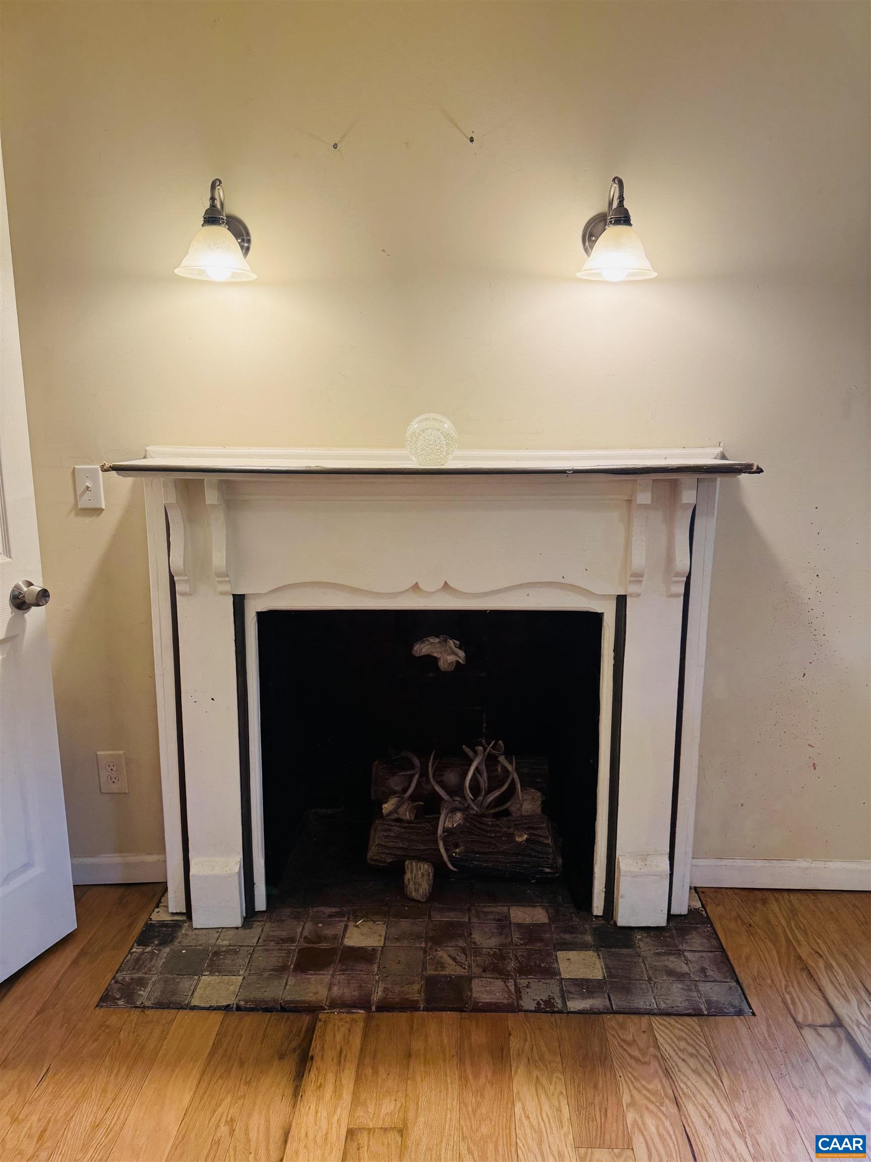 1924 E MAIN ST, WAYNESBORO, Virginia 22980, 3 Bedrooms Bedrooms, ,2 BathroomsBathrooms,Residential,1924 E MAIN ST,678934 MLS # 678934