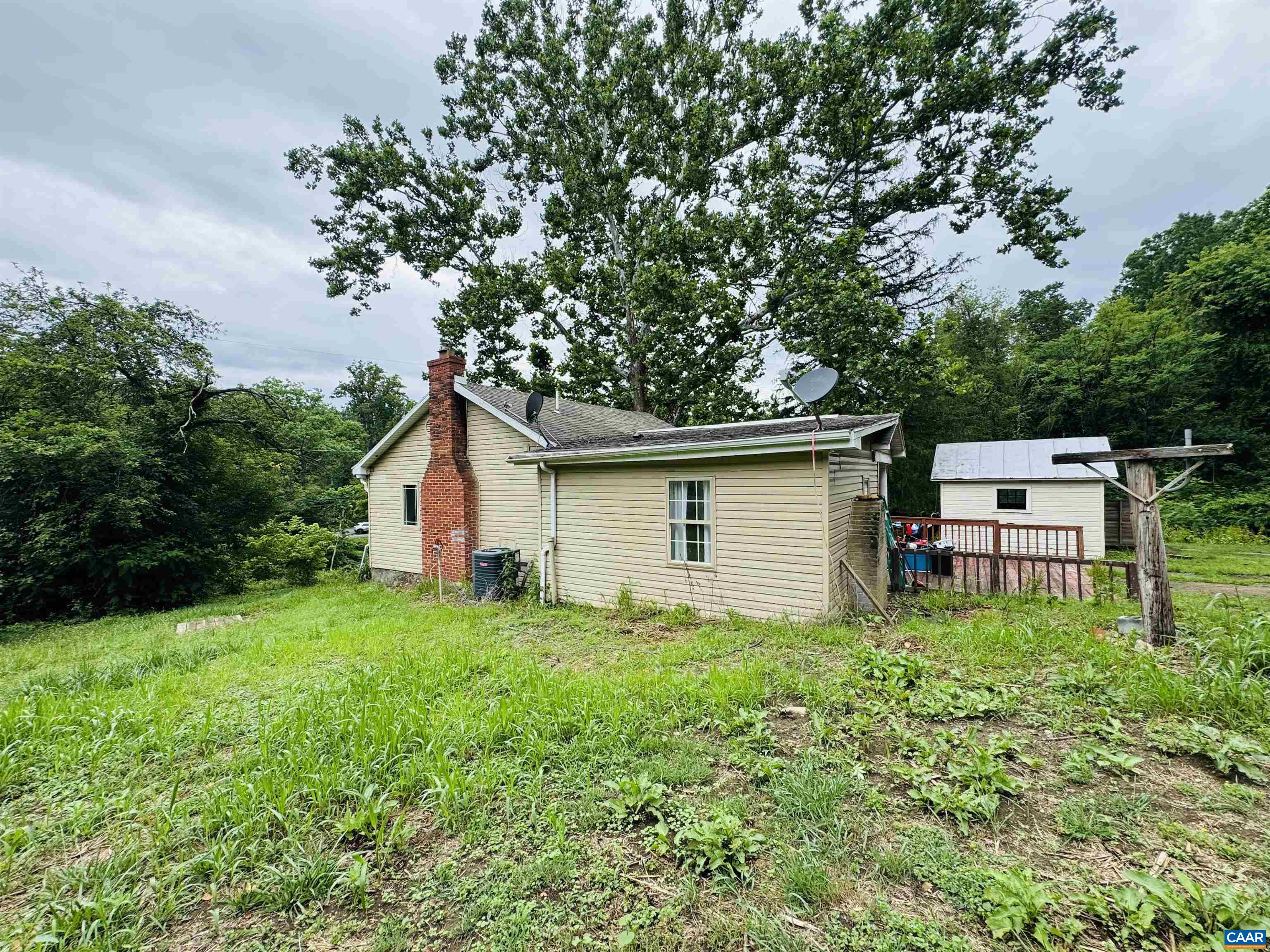 1924 E MAIN ST, WAYNESBORO, Virginia 22980, 3 Bedrooms Bedrooms, ,2 BathroomsBathrooms,Residential,1924 E MAIN ST,678934 MLS # 678934