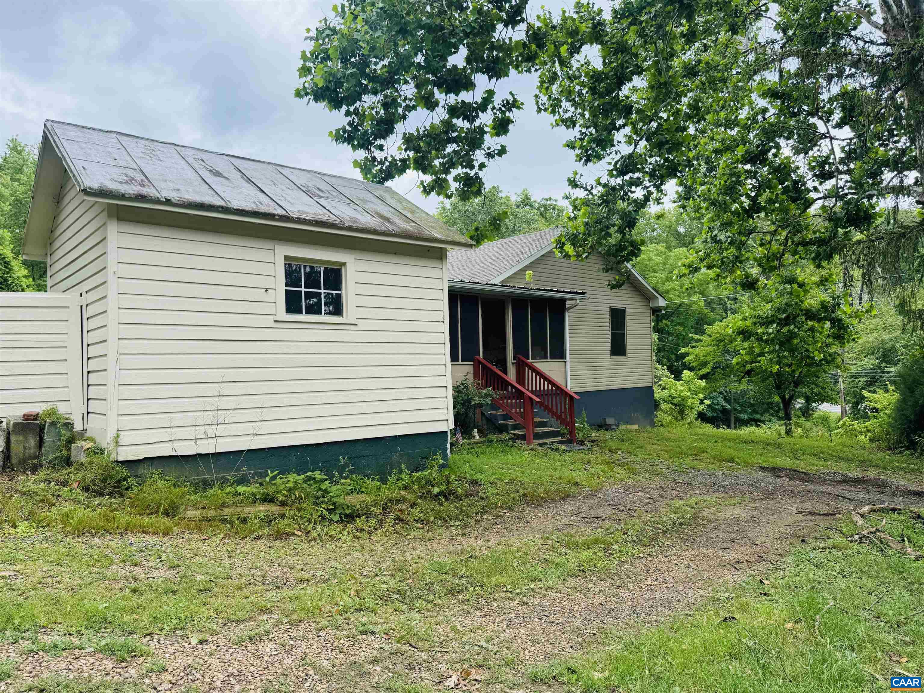 1924 E MAIN ST, WAYNESBORO, Virginia 22980, 3 Bedrooms Bedrooms, ,2 BathroomsBathrooms,Residential,1924 E MAIN ST,678934 MLS # 678934