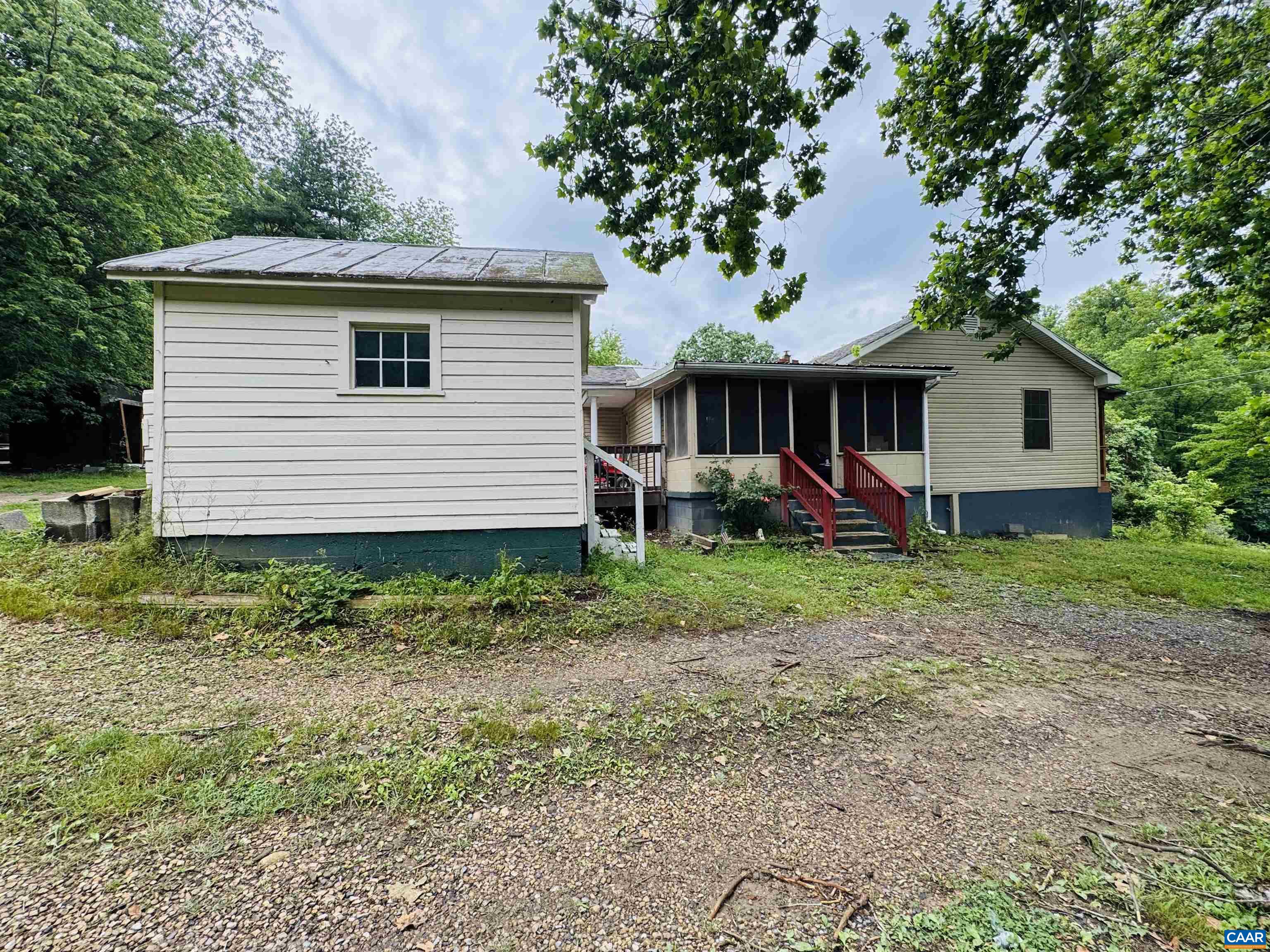 1924 E MAIN ST, WAYNESBORO, Virginia 22980, 3 Bedrooms Bedrooms, ,2 BathroomsBathrooms,Residential,1924 E MAIN ST,678934 MLS # 678934