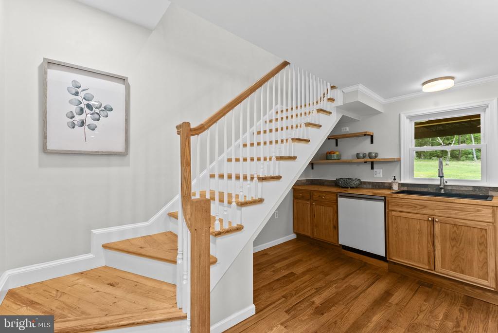 2303 W HOOVER RD, HAYWOOD, Virginia 22722, 2 Bedrooms Bedrooms, ,1 BathroomBathrooms,Residential,2303 W HOOVER RD,VAMA2002834 MLS # VAMA2002834