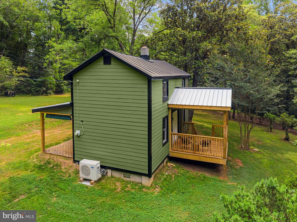 2303 W HOOVER RD, HAYWOOD, Virginia 22722, 2 Bedrooms Bedrooms, ,1 BathroomBathrooms,Residential,2303 W HOOVER RD,VAMA2002834 MLS # VAMA2002834