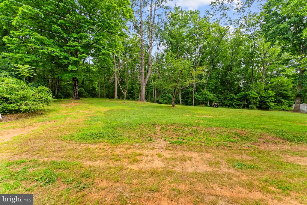 2303 W HOOVER RD, HAYWOOD, Virginia 22722, 2 Bedrooms Bedrooms, ,1 BathroomBathrooms,Residential,2303 W HOOVER RD,VAMA2002834 MLS # VAMA2002834