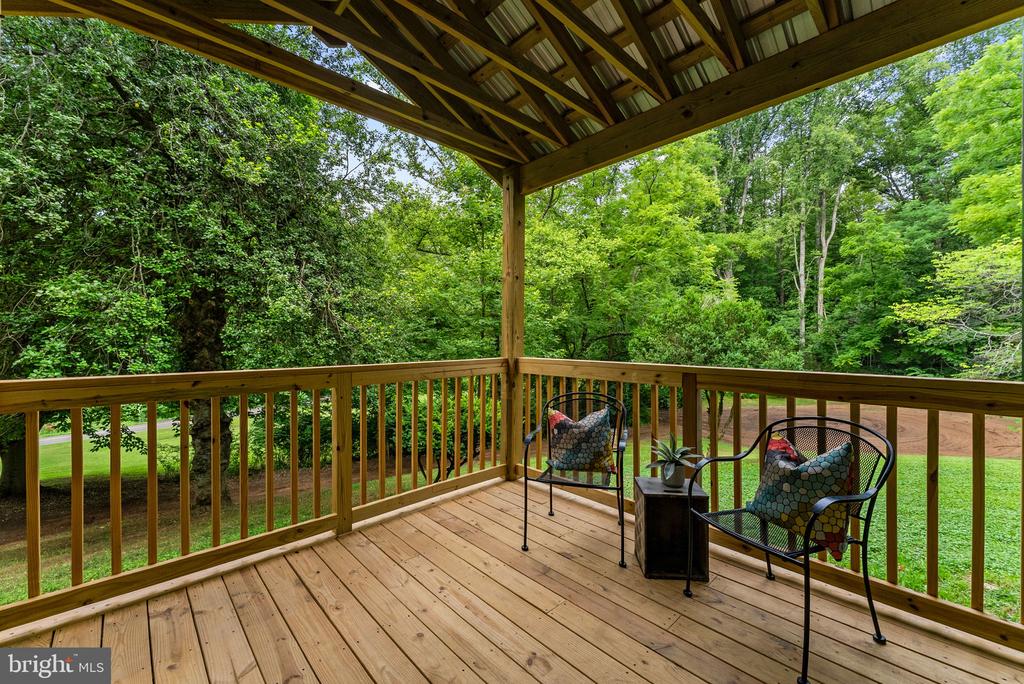 2303 W HOOVER RD, HAYWOOD, Virginia 22722, 2 Bedrooms Bedrooms, ,1 BathroomBathrooms,Residential,2303 W HOOVER RD,VAMA2002834 MLS # VAMA2002834