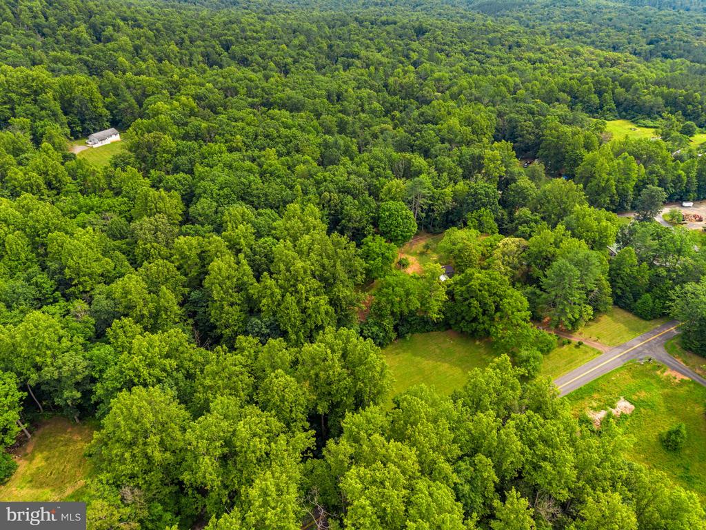 2303 W HOOVER RD, HAYWOOD, Virginia 22722, 2 Bedrooms Bedrooms, ,1 BathroomBathrooms,Residential,2303 W HOOVER RD,VAMA2002834 MLS # VAMA2002834