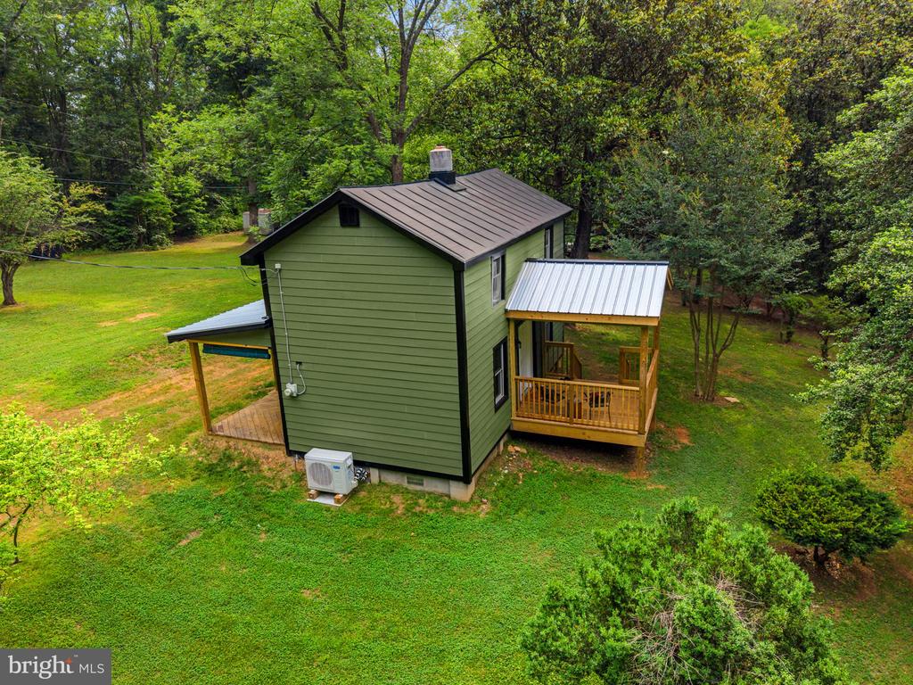2303 W HOOVER RD, HAYWOOD, Virginia 22722, 2 Bedrooms Bedrooms, ,1 BathroomBathrooms,Residential,2303 W HOOVER RD,VAMA2002834 MLS # VAMA2002834